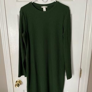 Green slim fit dress